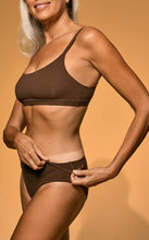 Load image into Gallery viewer, Peta Jane Medium Tanning Mousse