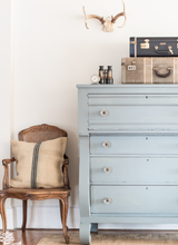 Load image into Gallery viewer, Miss Mustard Seed's Bergere
